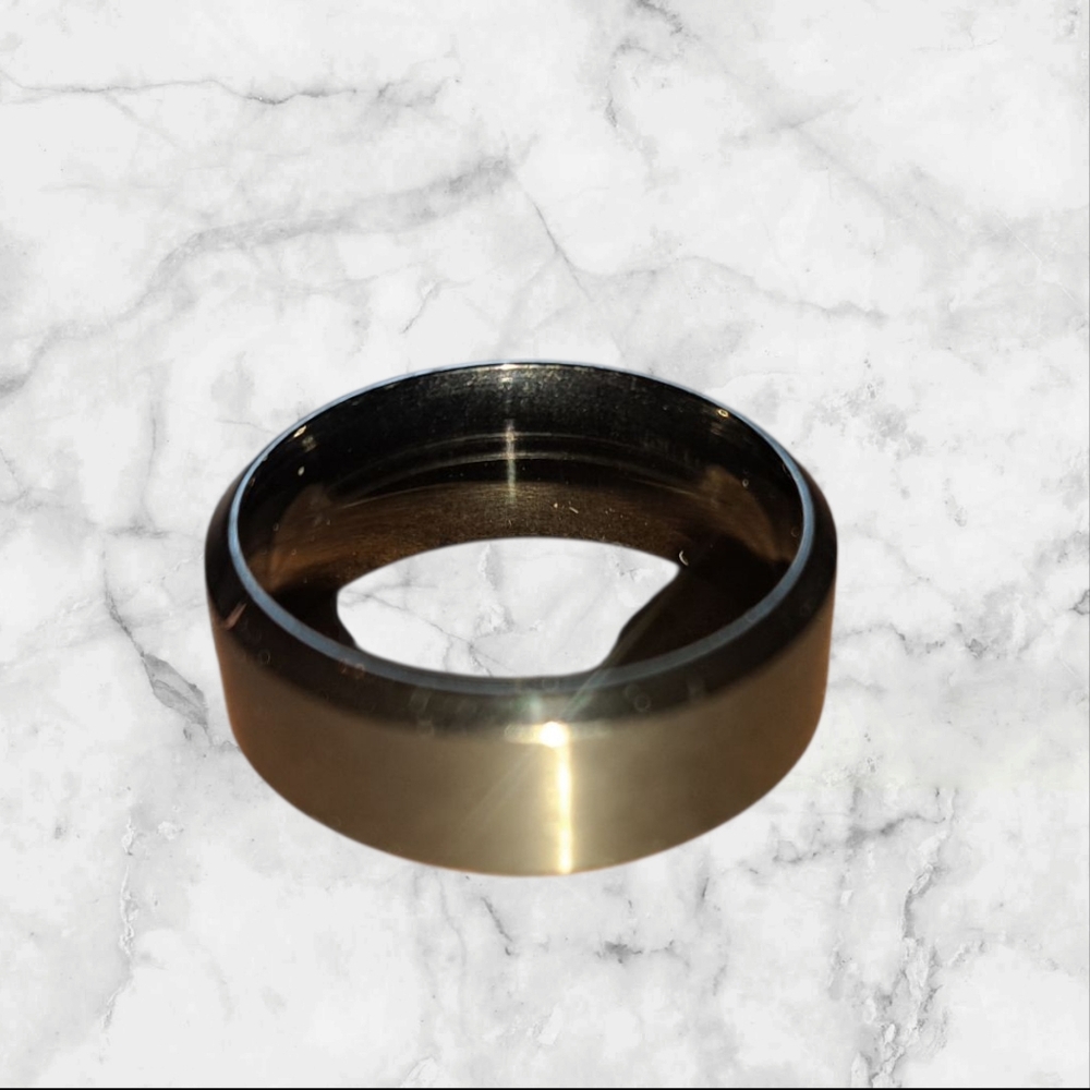 Nwt Sleek Black Stainless Steel Men's Ring-SZ 8 - Picture 4 of 4